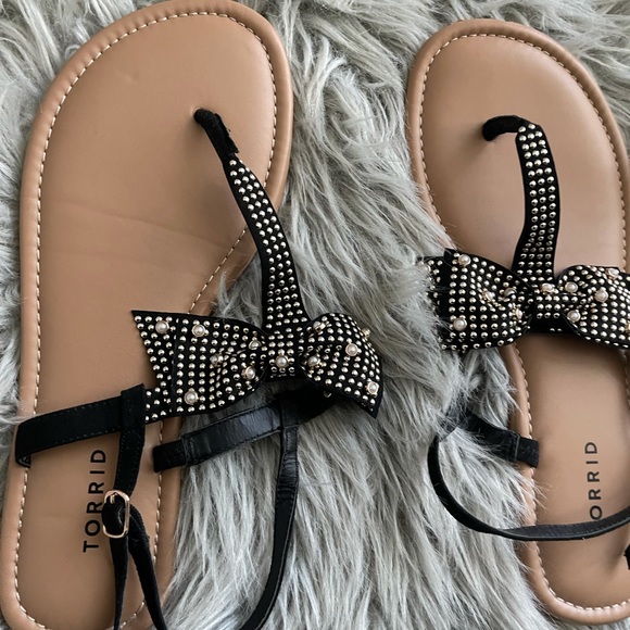 Torrid bedazzled thong sandals - Picture 2 of 2